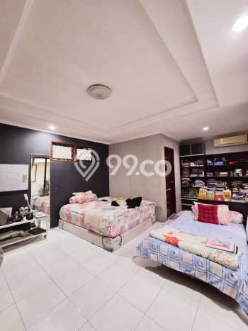 Jual Rumah Luas Megah Dengan View Eksklusif di Bintaro, Tangerang Selatan Jual Rumah Luas Megah Dengan View Eksklusif di Bintaro, Tangerang Selatan