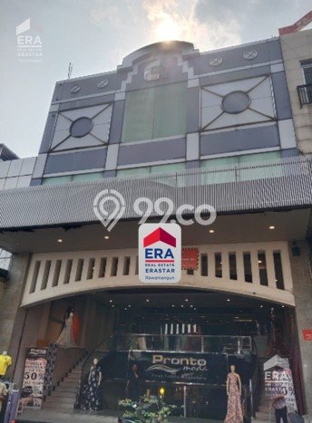 Komersial Bagus Dijual LB 1500m2 Lokasi Strategis Jakarta Pusat Area Cocok untuk Berbisnis Komersial Bagus Dijual LB 1500m2 Lokasi Strategis Jakarta Pusat Area Cocok untuk Berbisnis