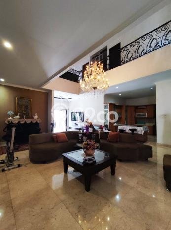 Dijual Rumah Mewah Megah Dengan View Cantik di Radio Dalam, Jakarta Selatan Dijual Rumah Mewah Megah Dengan View Cantik di Radio Dalam, Jakarta Selatan