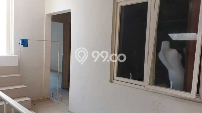 Jual Rumah Strategis Bagus Punya 4 KT di Waru Sidoarjo SHM Jual Rumah Strategis Bagus Punya 4 KT di Waru Sidoarjo SHM