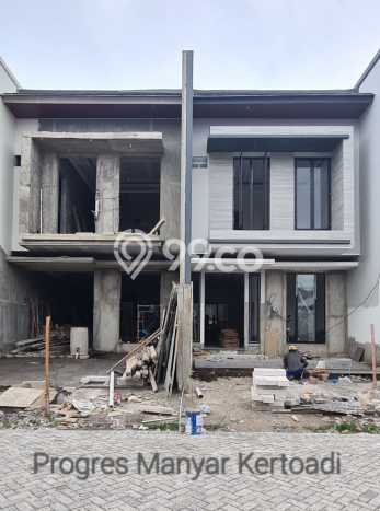Rumah Mewah LB 190m2 Siap Pakai Desain Elegan di Manyar, Surabaya Rumah Mewah LB 190m2 Siap Pakai Desain Elegan di Manyar, Surabaya