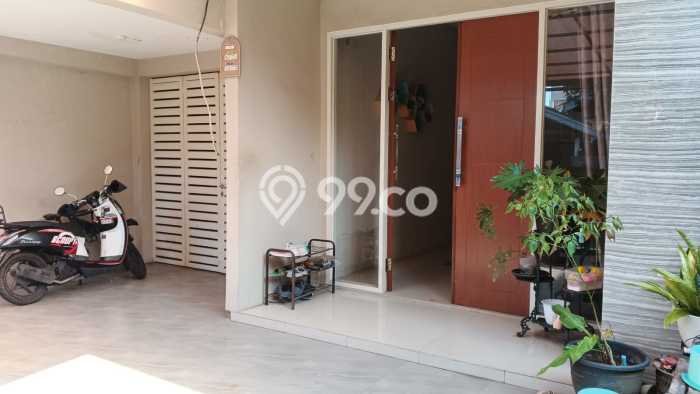 Jual Rumah Strategis Bagus Punya 4 KT di Waru Sidoarjo SHM Jual Rumah Strategis Bagus Punya 4 KT di Waru Sidoarjo SHM
