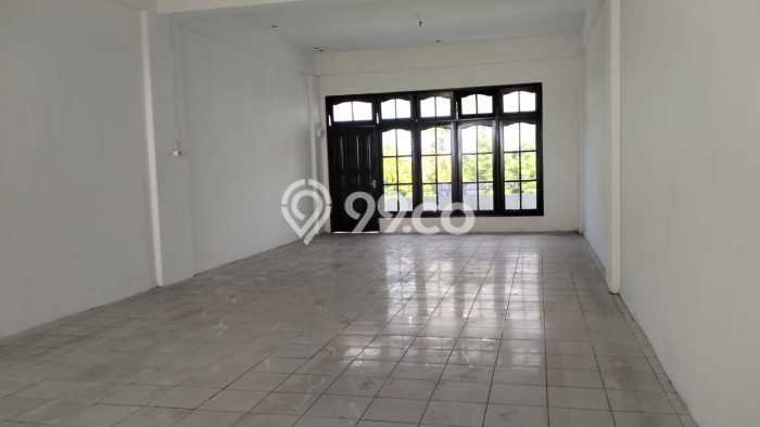 Lokasi Strategis! Dijual Ruko Bisnis di Kuta, Badung Kondisi Bagus Lokasi Strategis! Dijual Ruko Bisnis di Kuta, Badung Kondisi Bagus