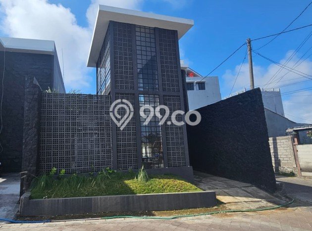 HARGA MENARIK! Vila Kawasan , Luas 140m2m², Area Premium dengan jalan bagus HARGA MENARIK! Vila Kawasan , Luas 140m2m², Area Premium dengan jalan bagus