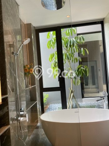 Jual Rumah Mewah Elegan Dengan View Eksklusif di BSD, Tangerang Jual Rumah Mewah Elegan Dengan View Eksklusif di BSD, Tangerang