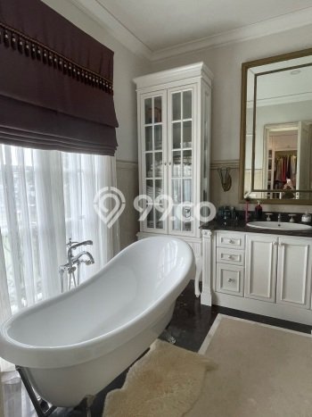 Ready to Use! Luxury House LT 400m2 Desain Elegan di Gading Serpong Ready to Use! Luxury House LT 400m2 Desain Elegan di Gading Serpong
