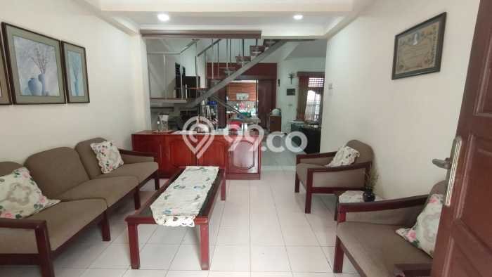 Hot Offer Hunian Mewah Ideal dan Luas di Duren Sawit, Jakarta Timur Hot Offer Hunian Mewah Ideal dan Luas di Duren Sawit, Jakarta Timur