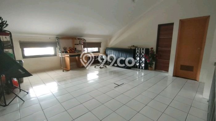 Dijual Cepat Rumah Favorit Siap Huni LB 100m2 di Duren Sawit, Jakarta Timur Dijual Cepat Rumah Favorit Siap Huni LB 100m2 di Duren Sawit, Jakarta Timur