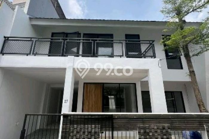 Ready to Use! Luxury House LT 160m2 Desain Elegan di Ragunan Ready to Use! Luxury House LT 160m2 Desain Elegan di Ragunan