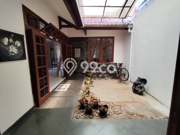 For Sale Rumah Mewah Exclusive di Duren Sawit, Jakarta Timur For Sale Rumah Mewah Exclusive di Duren Sawit, Jakarta Timur