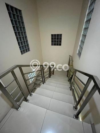 Unit Komersial Dijual di Bandung LT 933m2 & LB 1300m2 Unit Komersial Dijual di Bandung LT 933m2 & LB 1300m2