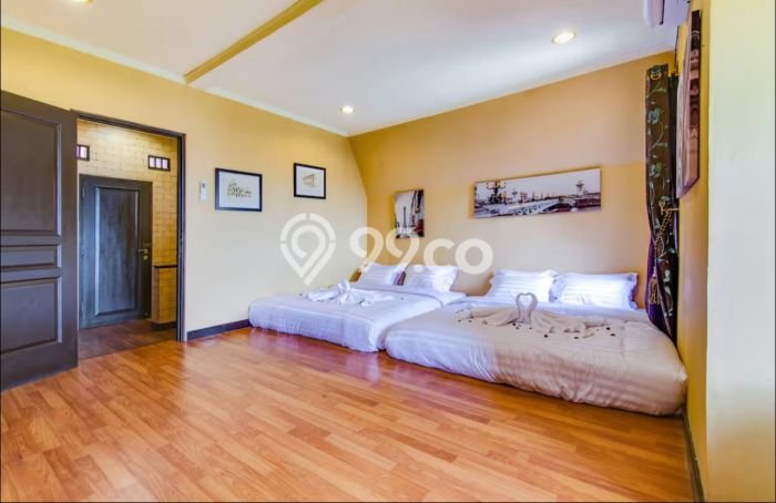 PELUANG INVESTASI! Vila di , Luas 400m2m², Prospek Menjanjikan PELUANG INVESTASI! Vila di , Luas 400m2m², Prospek Menjanjikan