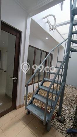Lokasi strategis! Rumah siap pakai dikontrakkan di Gedebage LB 142m2 Lokasi strategis! Rumah siap pakai dikontrakkan di Gedebage LB 142m2