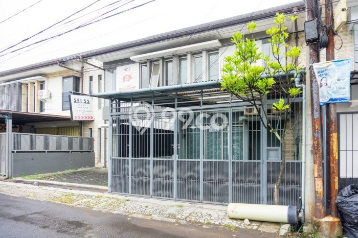 Disewakan Komersial di Kawasan Ramai Mekar Wangi Luas 120m2 Disewakan Komersial di Kawasan Ramai Mekar Wangi Luas 120m2