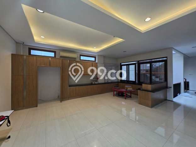 DIJUAL CEPAT! Rumah Nyaman di , Bandung, LT 259m2m² LB 525m2m² Bisa Nego! DIJUAL CEPAT! Rumah Nyaman di , Bandung, LT 259m2m² LB 525m2m² Bisa Nego!