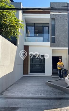 Rumah Elit Modern Tanpa Renovasi di Buah Batu Bandung Rumah Elit Modern Tanpa Renovasi di Buah Batu Bandung