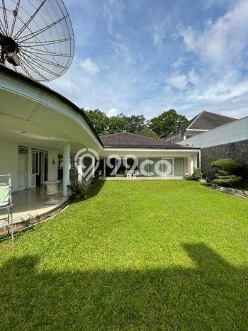 Ready to Use! Luxury House LT 1196m2 Desain Modern di Dago Ready to Use! Luxury House LT 1196m2 Desain Modern di Dago