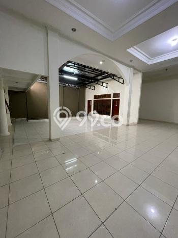 DIJUAL CEPAT! Rumah Ready Stock Area Strategis Cipaganti, LT 503m² Bangunan 300m² DIJUAL CEPAT! Rumah Ready Stock Area Strategis Cipaganti, LT 503m² Bangunan 300m²