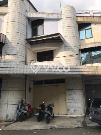 Ruko disewakan di Andir Bandung dengan luas bangunan 170m2 Ruko disewakan di Andir Bandung dengan luas bangunan 170m2
