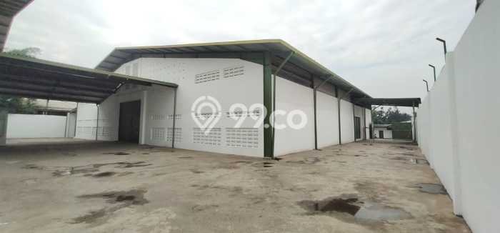 Gudang Area Bisnis Kawasan Bojongloa Kidul, Luas 2066m², Kawasan Niaga Gudang Area Bisnis Kawasan Bojongloa Kidul, Luas 2066m², Kawasan Niaga