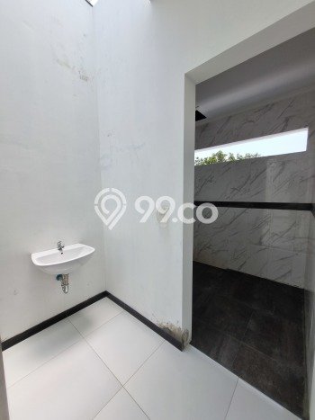 Rumah di Kopo Permai, Luas 77m², LB 110m² Rumah di Kopo Permai, Luas 77m², LB 110m²