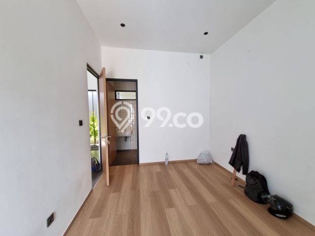 Rumah Berkualitas di Kopo Permai, Bandung, LT 155m² LB 115m² - HARGA NEGO! Rumah Berkualitas di Kopo Permai, Bandung, LT 155m² LB 115m² - HARGA NEGO!