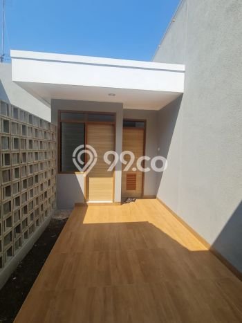For Sale Rumah 3 Kamar Lokasi Strategis Bagus dan Strategis di Bojongloa Kidul For Sale Rumah 3 Kamar Lokasi Strategis Bagus dan Strategis di Bojongloa Kidul