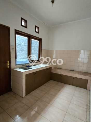 For Sale Rumah 3 Kamar Lokasi Strategis Nyaman dan Strategis di Regol For Sale Rumah 3 Kamar Lokasi Strategis Nyaman dan Strategis di Regol