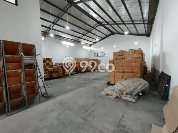 Disewakan Gudang komersial di Cangkuang luas bangunan 650m2 Disewakan Gudang komersial di Cangkuang luas bangunan 650m2