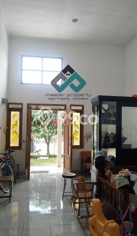Rumah Luas Asri 2 KT Siap Huni di Buah Batu Bandung Rumah Luas Asri 2 KT Siap Huni di Buah Batu Bandung