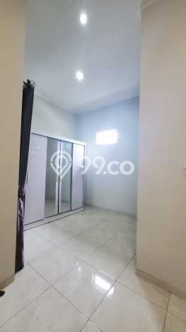 Rumah Strategis Modern Lb 180m2 di Arcamanik, Bandung Rumah Strategis Modern Lb 180m2 di Arcamanik, Bandung