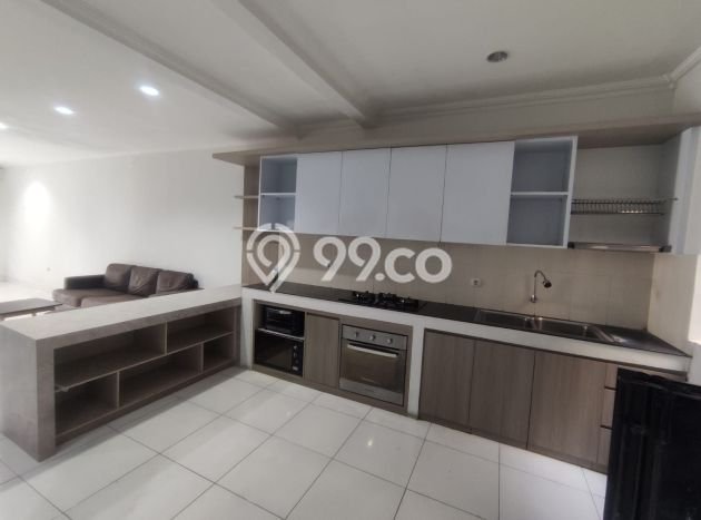Rumah area Setra Duta, 3 KT, Design Modern, Luas 120m² LB 230m² Rumah area Setra Duta, 3 KT, Design Modern, Luas 120m² LB 230m²