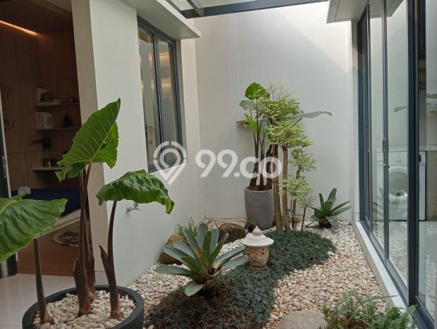 Rumah Luas Asri 2 KT Siap Pakai di Sentul City Bogor Rumah Luas Asri 2 KT Siap Pakai di Sentul City Bogor