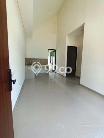 Rumah Minimalis 2 KT LT 9000m2 di Sentul City Rumah Minimalis 2 KT LT 9000m2 di Sentul City