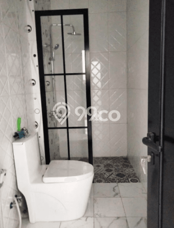 Rumah Luas Asri 3 KT Siap Pakai di Sentul City Bogor Rumah Luas Asri 3 KT Siap Pakai di Sentul City Bogor
