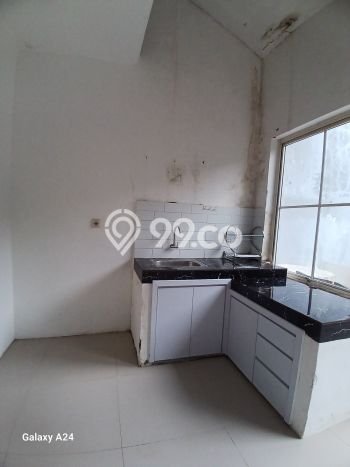 Hunian Strategis 2 KT LB 40m2 Kondisi Bagus di Sentul City Hunian Strategis 2 KT LB 40m2 Kondisi Bagus di Sentul City