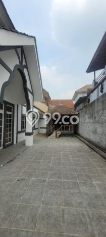 Rumah Modern 3 KT LT 270m2 di Sentul City Rumah Modern 3 KT LT 270m2 di Sentul City