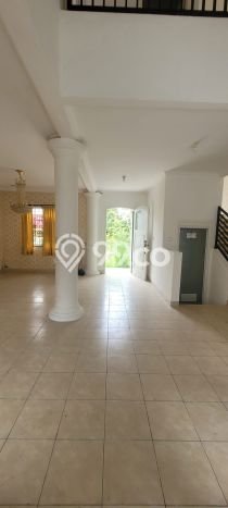 Rumah Modern 3 KT LT 270m2 di Sentul City Rumah Modern 3 KT LT 270m2 di Sentul City