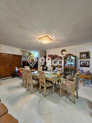Dijual Rumah Mewah Elegan Dengan View Eksklusif di Radio Dalam, Jakarta Selatan Dijual Rumah Mewah Elegan Dengan View Eksklusif di Radio Dalam, Jakarta Selatan