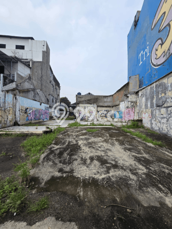 Tanah Kosong Dijual di Tangerang Selatan dengan Area 1381m2 Tanah Kosong Dijual di Tangerang Selatan dengan Area 1381m2