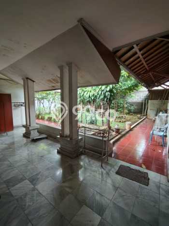For Sale! Luxury House LT 825m2 Desain Modern di Fatmawati For Sale! Luxury House LT 825m2 Desain Modern di Fatmawati