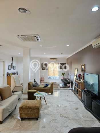 Rumah Elit Modern Siap Huni di Pondok Indah Jakarta Selatan Rumah Elit Modern Siap Huni di Pondok Indah Jakarta Selatan