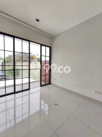 For Sale Hunian Rumah Nyaman 2 KT di Green Lake City, Jakarta Barat For Sale Hunian Rumah Nyaman 2 KT di Green Lake City, Jakarta Barat