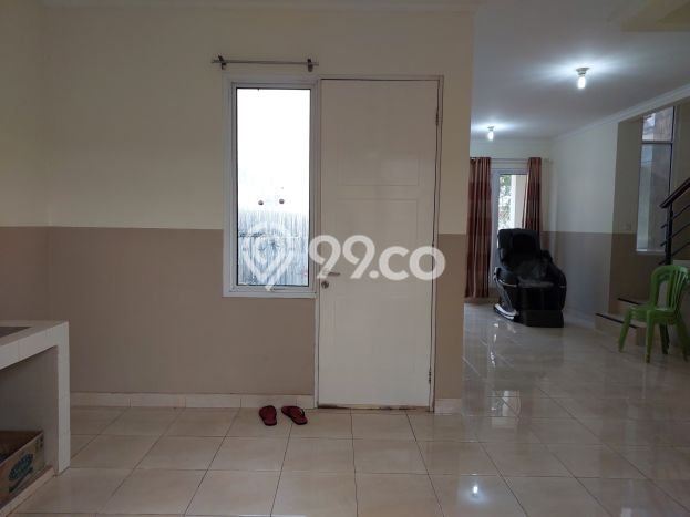Rumah Luas Asri 2 KT Siap Pakai di Gading Serpong Tangerang Rumah Luas Asri 2 KT Siap Pakai di Gading Serpong Tangerang
