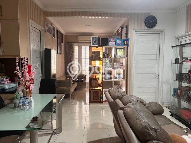 For Sale! Luxury House LT 180m2 Desain Elegan di Alam Sutera For Sale! Luxury House LT 180m2 Desain Elegan di Alam Sutera