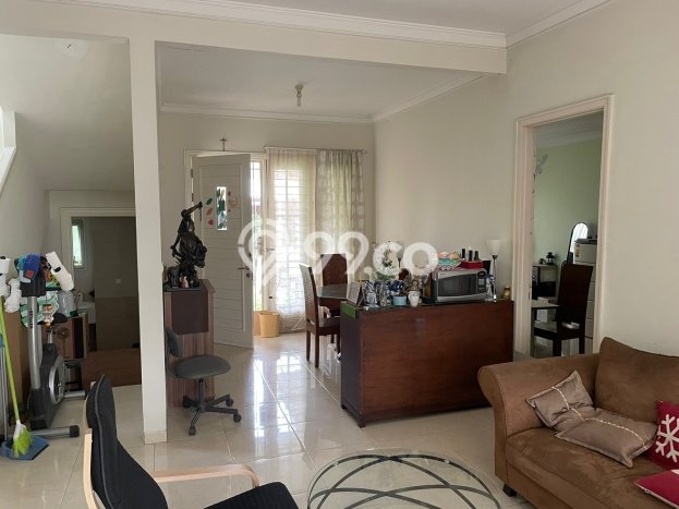 BEST DEAL! Rumah Nyaman area Alam Sutera, LT 200m² Bangunan 180m² BEST DEAL! Rumah Nyaman area Alam Sutera, LT 200m² Bangunan 180m²