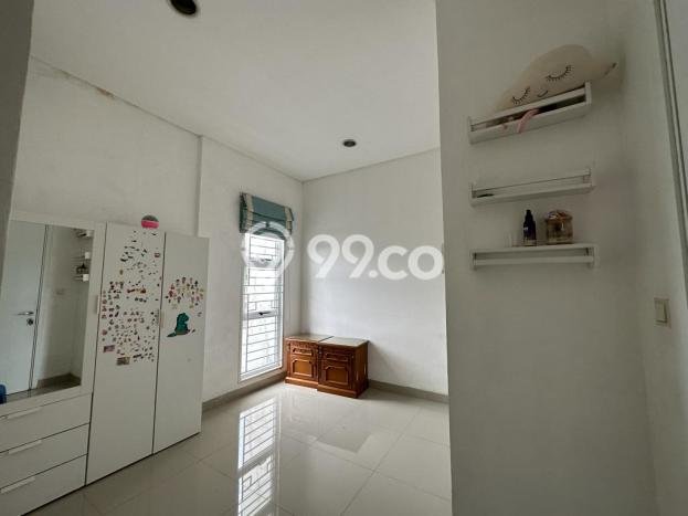 Rumah Lingkungan Nyaman kawasan Green Lake City, Jakarta Barat, Luas 180m² Bangunan 250m² Rumah Lingkungan Nyaman kawasan Green Lake City, Jakarta Barat, Luas 180m² Bangunan 250m²