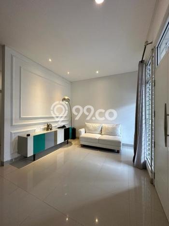 Rumah Lingkungan Nyaman kawasan Green Lake City, Jakarta Barat, Luas 180m² Bangunan 250m² Rumah Lingkungan Nyaman kawasan Green Lake City, Jakarta Barat, Luas 180m² Bangunan 250m²