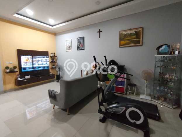 Rumah Berkualitas Semanan, Jakarta Barat, LT 135m² Bangunan 210m² Rumah Berkualitas Semanan, Jakarta Barat, LT 135m² Bangunan 210m²