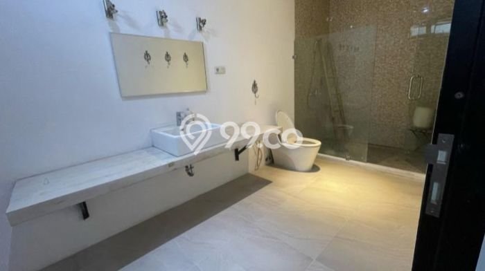 HOT PROPERTY! Rumah Premium area Alam Sutera, Luas 383m² Bangunan 595m² HOT PROPERTY! Rumah Premium area Alam Sutera, Luas 383m² Bangunan 595m²